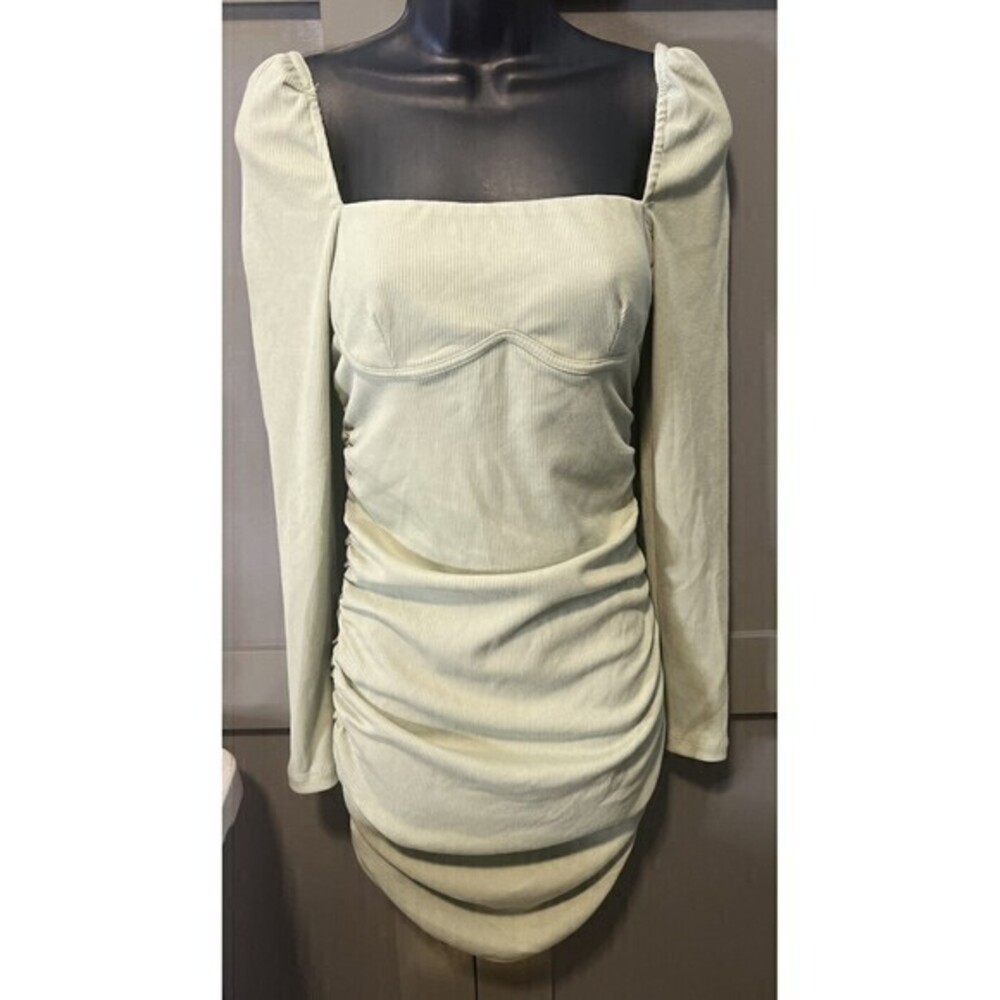 Princess‎ Polly Sage green bodycon sweetheart cocktail party dress Sz 6, NWT.
